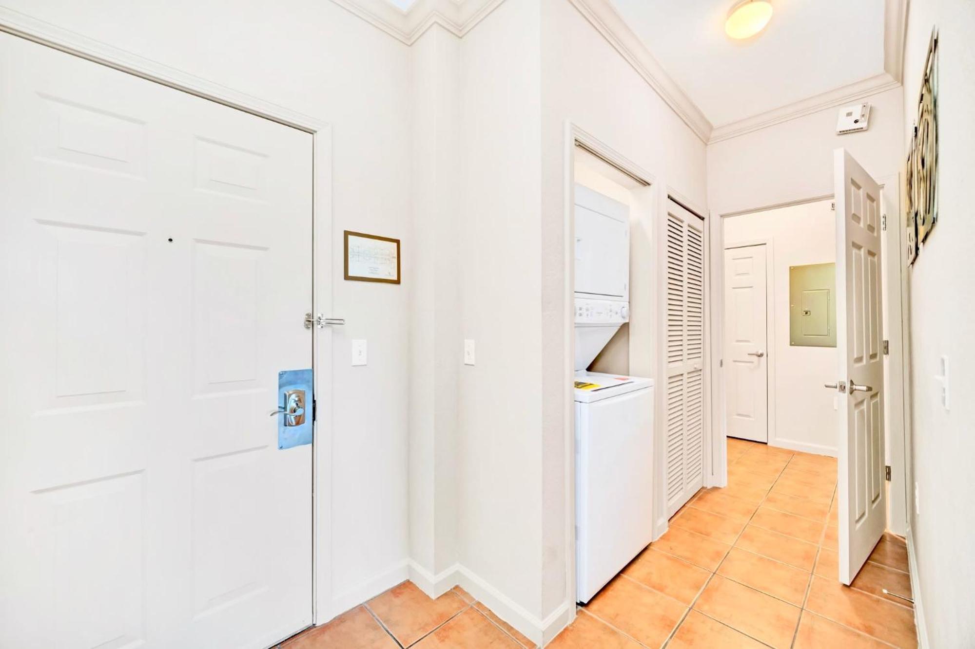 Bright Condo - 2Br With Pool & Hot Tub, Near Disney! Orlando Exterior foto